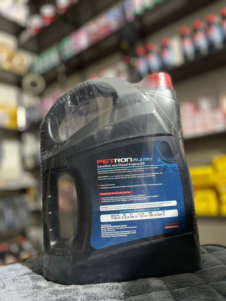 Toyota 10W-30 Motor Oil 4L