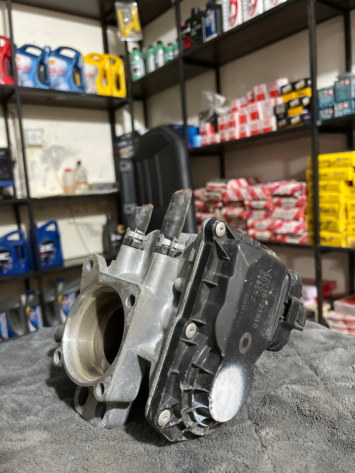 THROTTLE BODY OF VITZ 1300cc